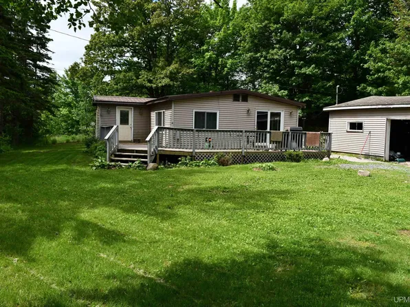 530 Annex Rd, Negaunee, MI 49866