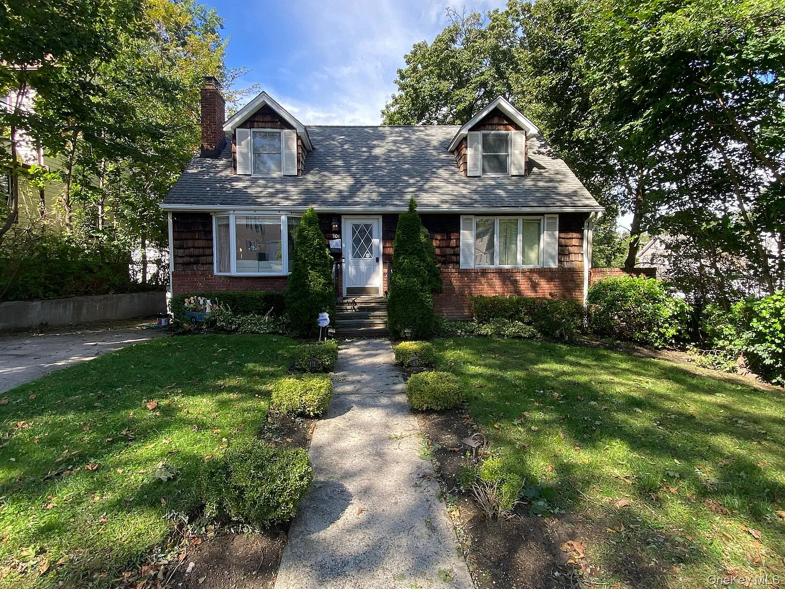101 Elm St — Photo 2