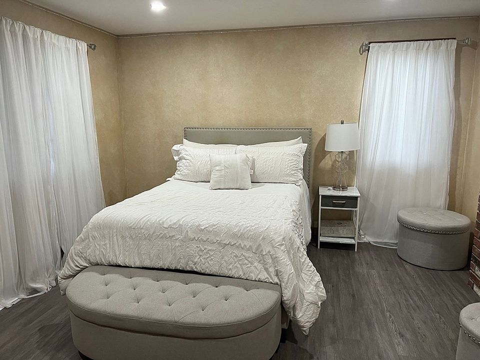 823 Central St, Holliston, MA 01746 MLS 73065088 Zillow