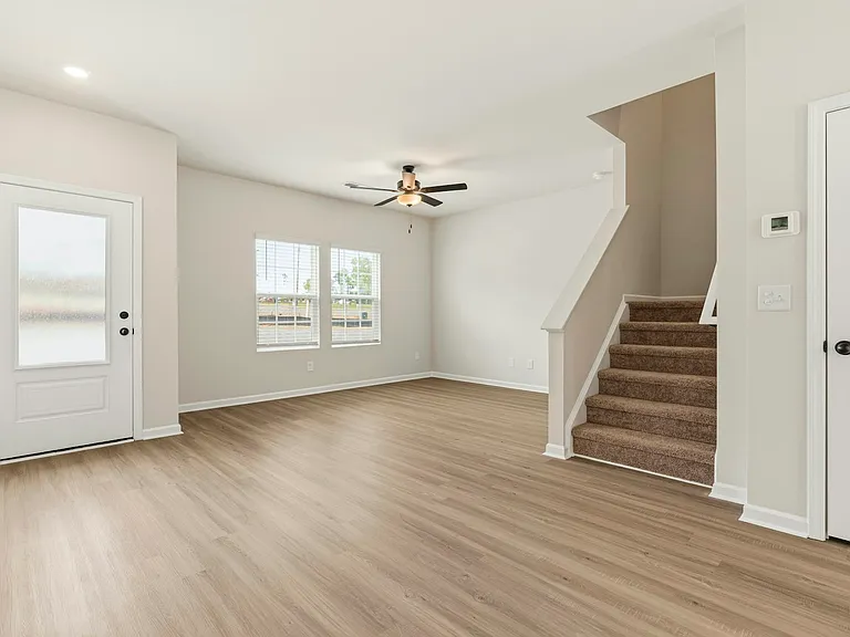 167 Seville Way — Photo 3