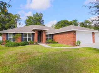704 Cinnamon Fern Ln, Deland, FL 32720