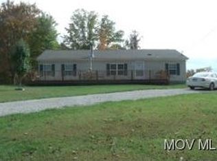2539 Spider Ridge Rd, Parkersburg, WV 26104