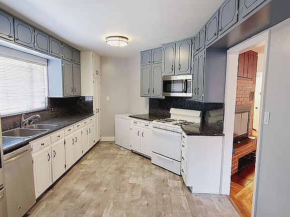 2nd image of 532 5th Ave