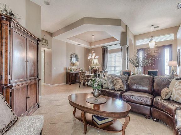 5th image of 3292 SW Newberry Ct