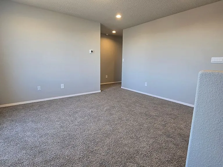 3209 Tazanita Loop SE — Photo 4