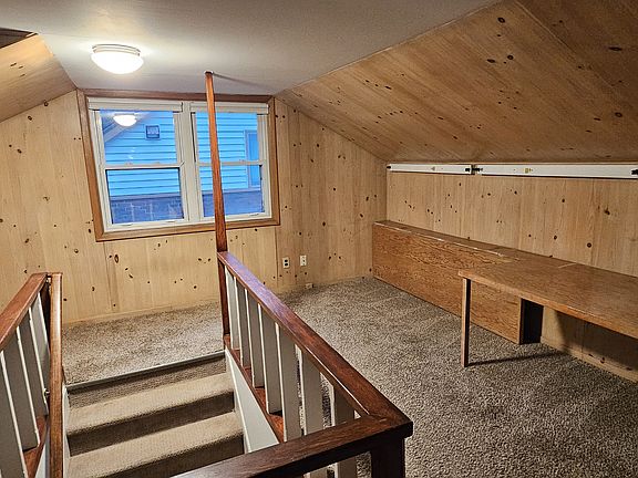 2nd image of 1423 N Garland St #2