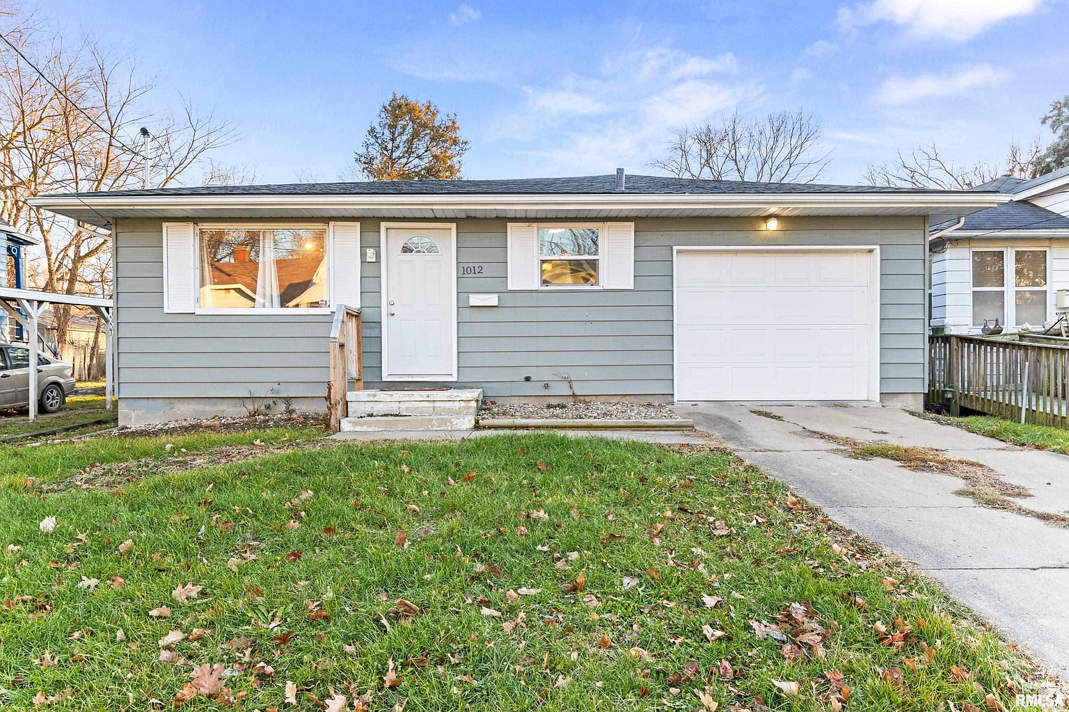 1012 E Virginia Ave photo 1