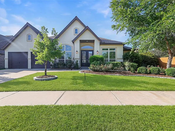 3920 Pinecrest Peak Dr, Spring, TX 77386
