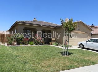 14364 Squirrel Ln, Victorville, CA 92394