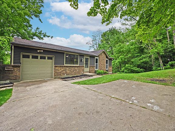 2nd image of 2602 Hunt Rd