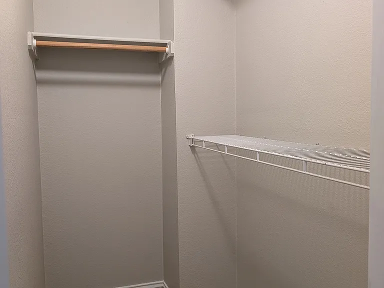 10901 Watchful Fox Dr — Photo 25