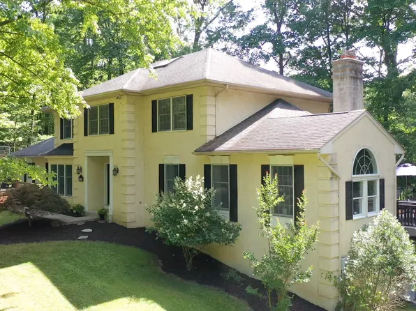 342 Dreshertown Rd, Fort Washington, PA 19034