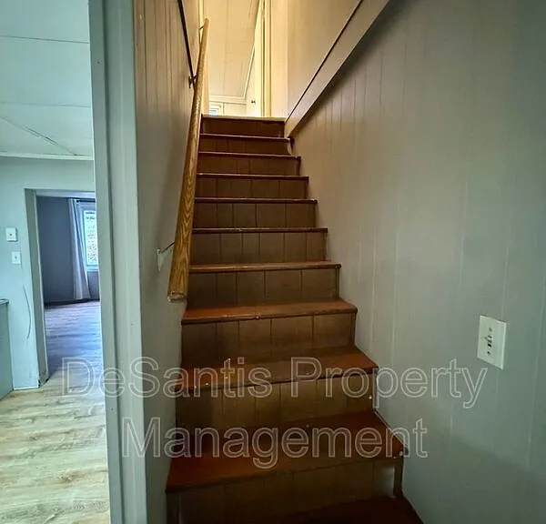 474 Spang Ave — Photo 15