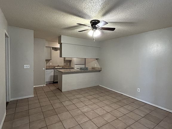 3rd image of 203 S Baggett St Unit 8