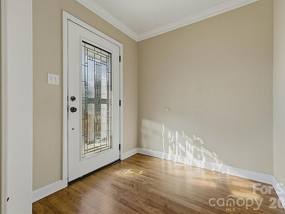 5th image of 1750 10th Street Ct NW