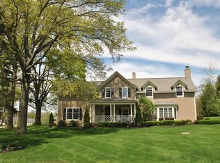 841 Bath Country Dr, Akron, OH 44333