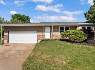 805 Ruth Ave, Festus, MO 63028