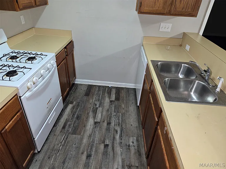 6057 Arbor Glen Dr — Photo 4
