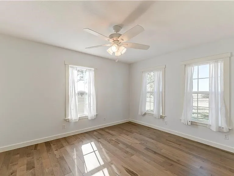 12802 County Line Rd — Photo 23