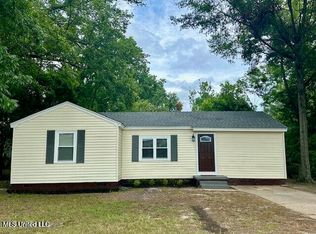 306 Parkway Dr, Pearl, MS 39208