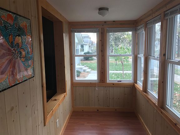 3rd image of 3605 38th Ave S