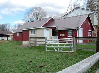 31 Iron Mountain Rd, Warwick, NY 10990