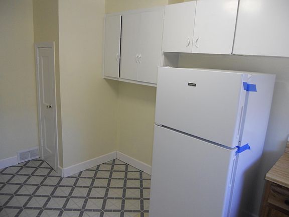 3rd image of 3305 Indian Queen Ln #1
