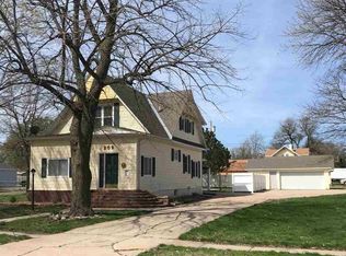 209 S Nebraska Ave, Minden, NE 68959