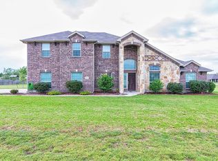 9031 Mattie Ln, Waxahachie, TX 75167