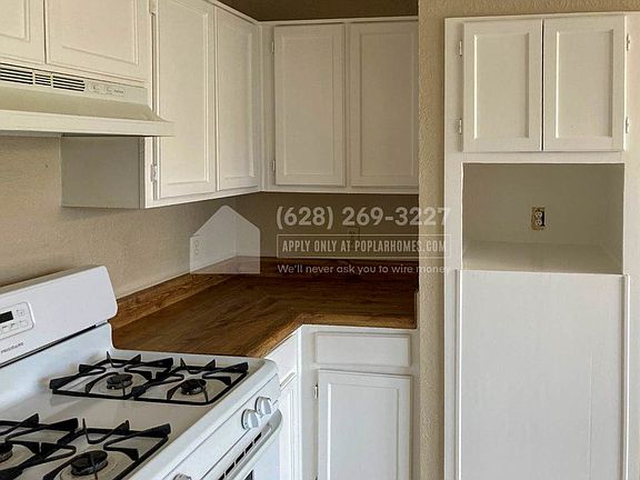 3rd image of 16034 Mission Village Dr