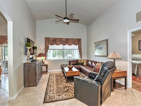 4th image of 17549 Holly Oak Ave