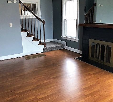 3rd image of 423 Forest St