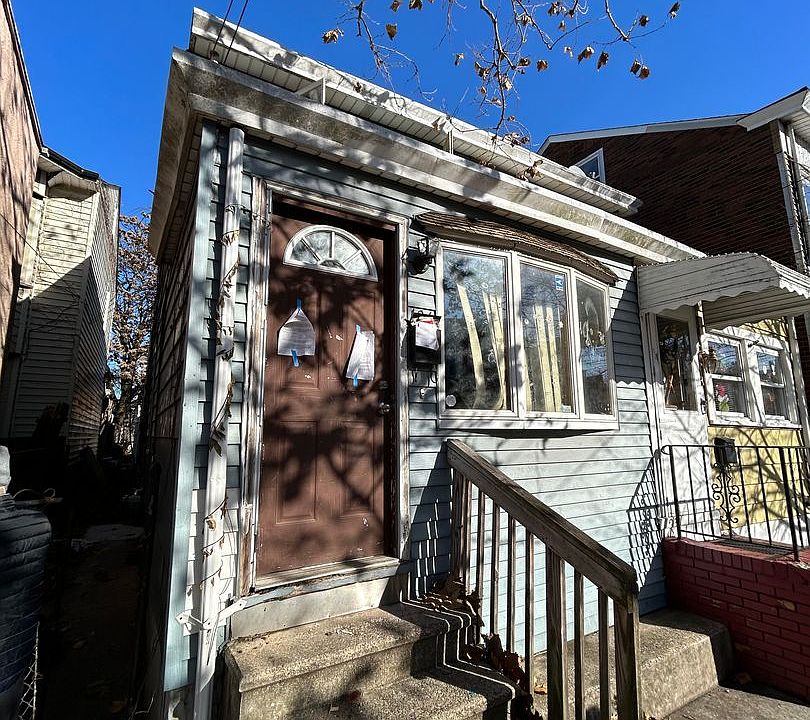 1st image of 104 Fulton St