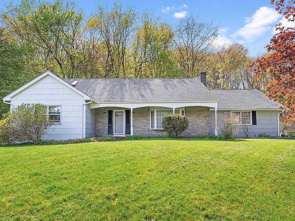 1st image of 13 Miller Hill Dr