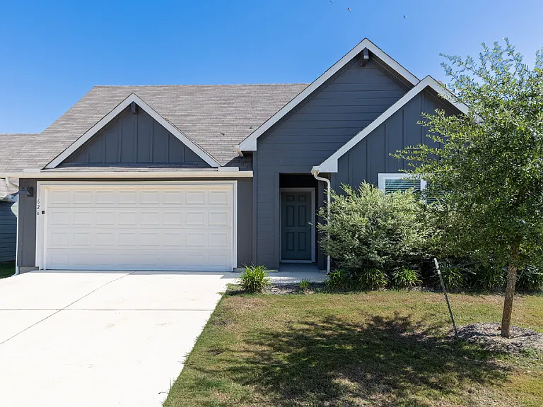 626 Jane Long Dr — Photo 1
