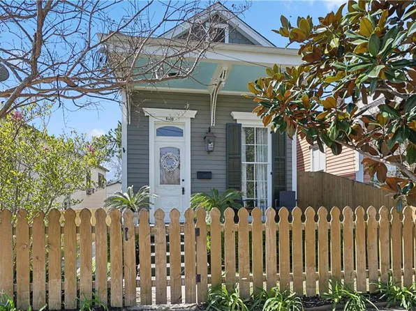 8428 Willow St, New Orleans, LA 70118