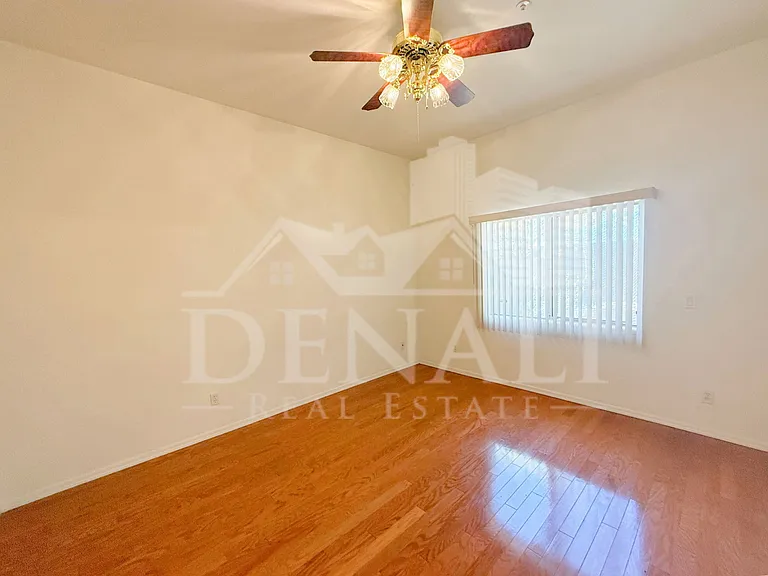 15802 N Hidden Valley Ln — Photo 11