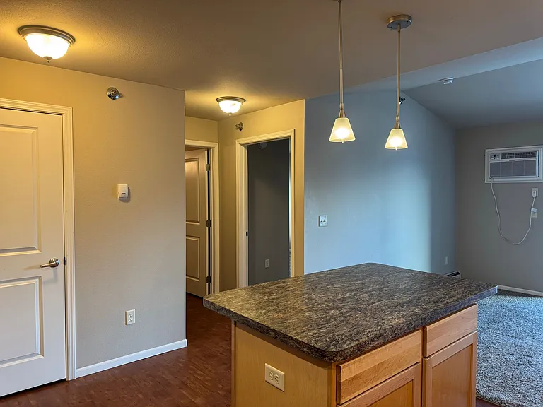 Aspen Trail Apartments — Photo 10