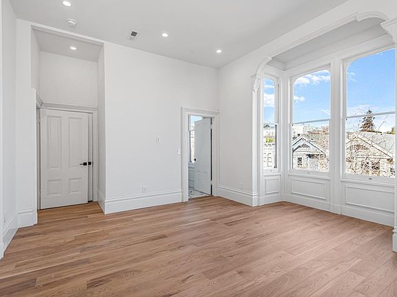 5th image of 3337 22nd St