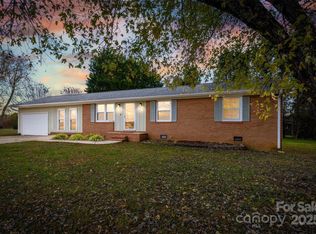 4734 Ike Starnes Rd, Granite Falls, NC 28630