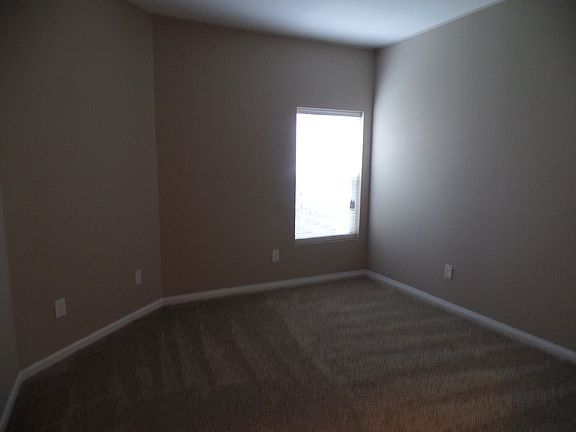 3rd image of 6160 Kirklington Cir