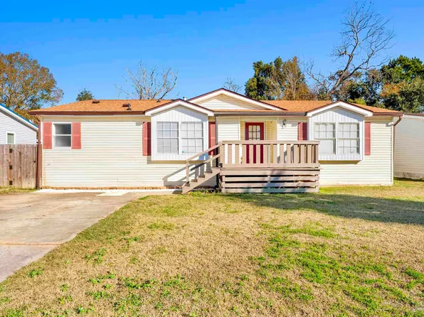 5506 Barefoot Blvd, Pensacola, FL 32526