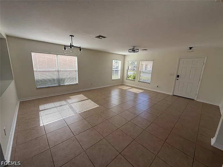 18168 Horizon View Blvd — Photo 14
