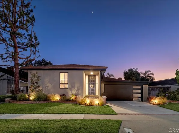 17041 Courtney Ln, Huntington Beach, CA 92649