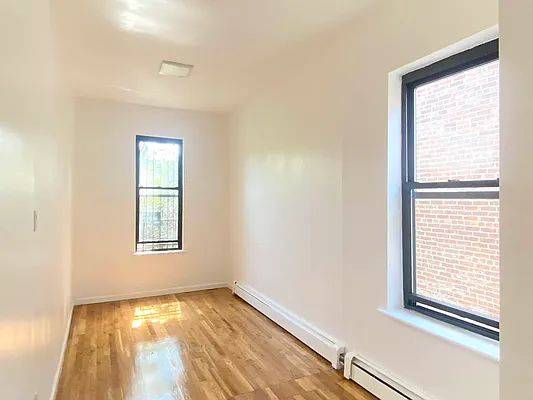 Rented by Best Service Realty Corp | media 7