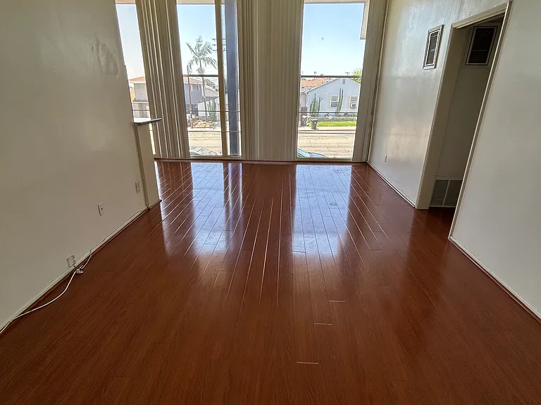 620 N Wilcox Ave — Photo 11