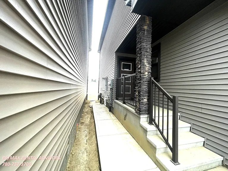 8732 226th St NW #BASEMENT — Photo 2