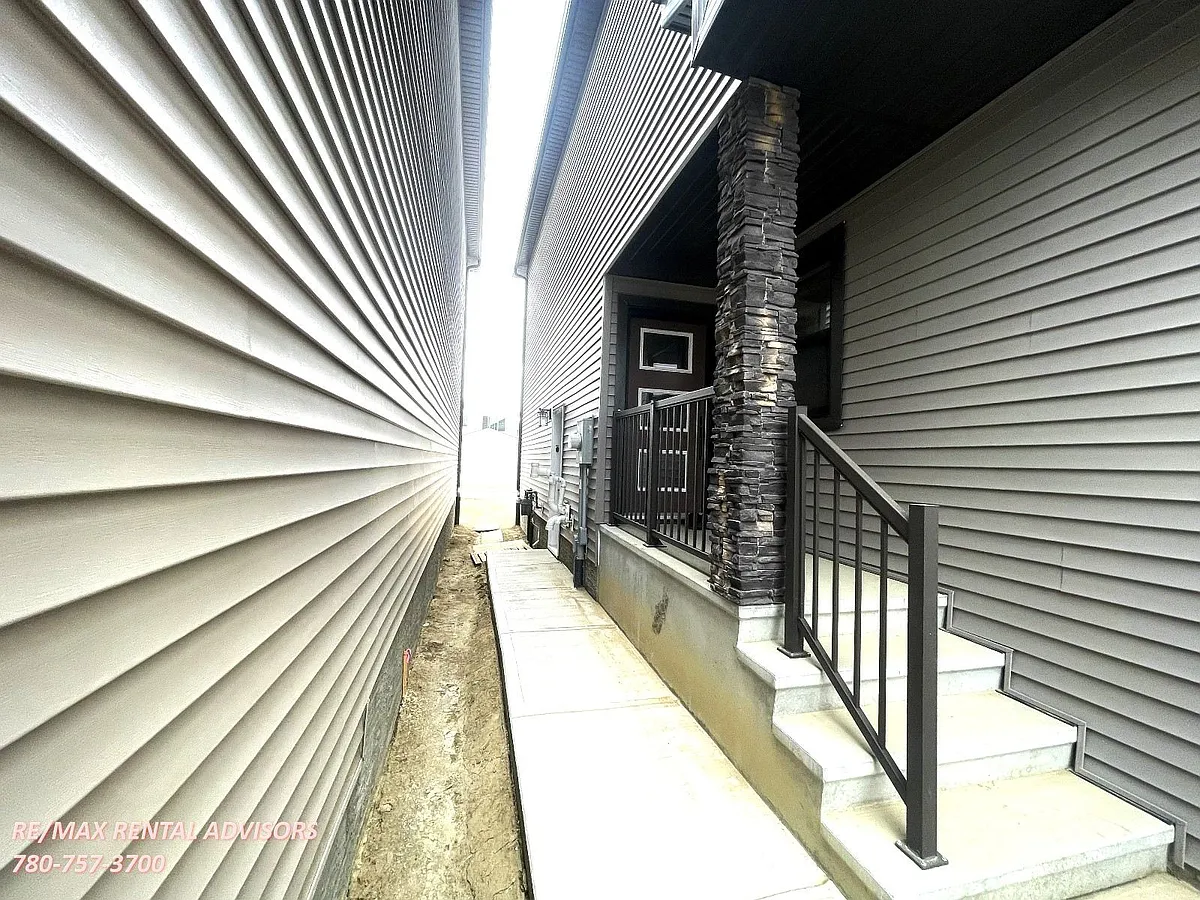 Building Photo - 8732 226th St NW #BASEMENT