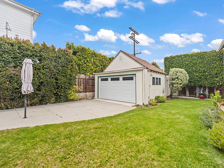 10342 Keswick Ave — Photo 21