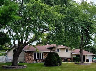 42749 Washington Ave, Winthrop Harbor, IL 60096